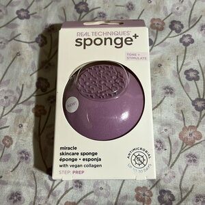 🆕🆕BRAND NEWW (2) “REAL TECHNIQUES” SPONGES